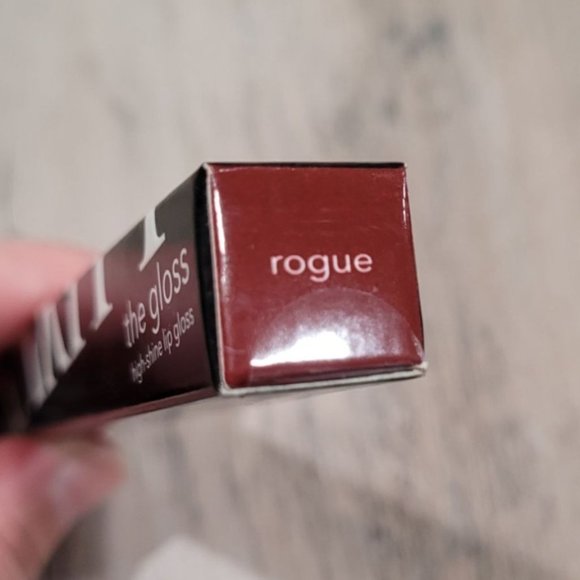 Karity The Gloss- High Shine Lip Gloss in Rogue - Picture 4 of 5
